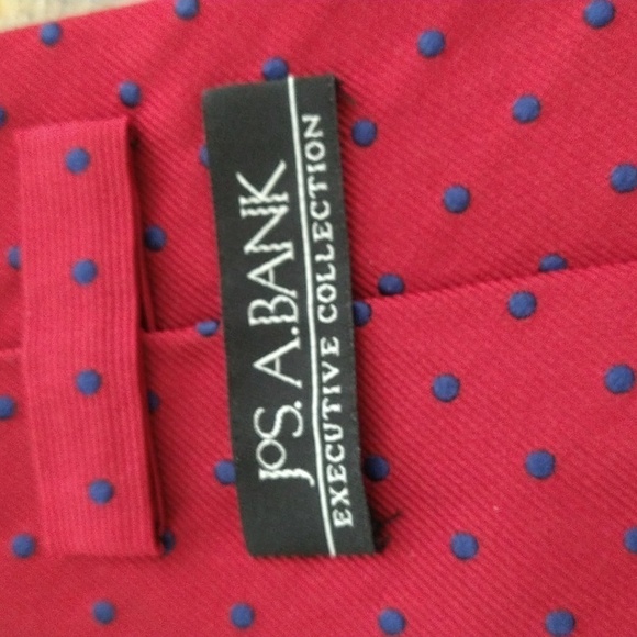 Jo's A Bank executive collection men's repp silk Navy and red dot tie luxury - Picture 4 of 5